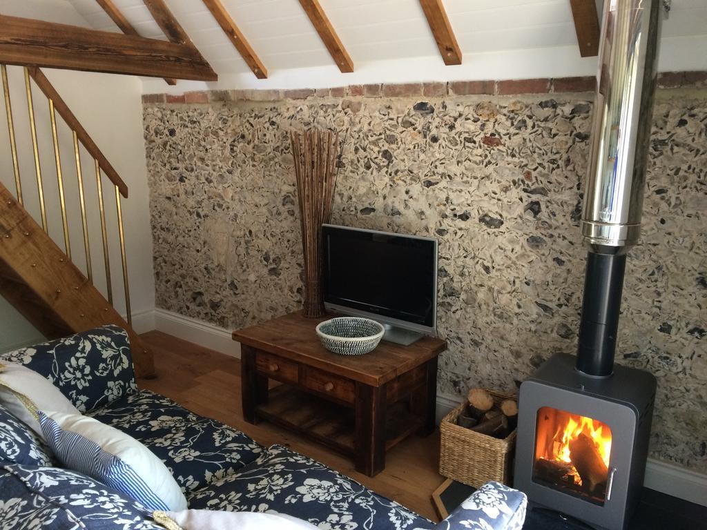 Shepherds Barn West Dean Exterior photo