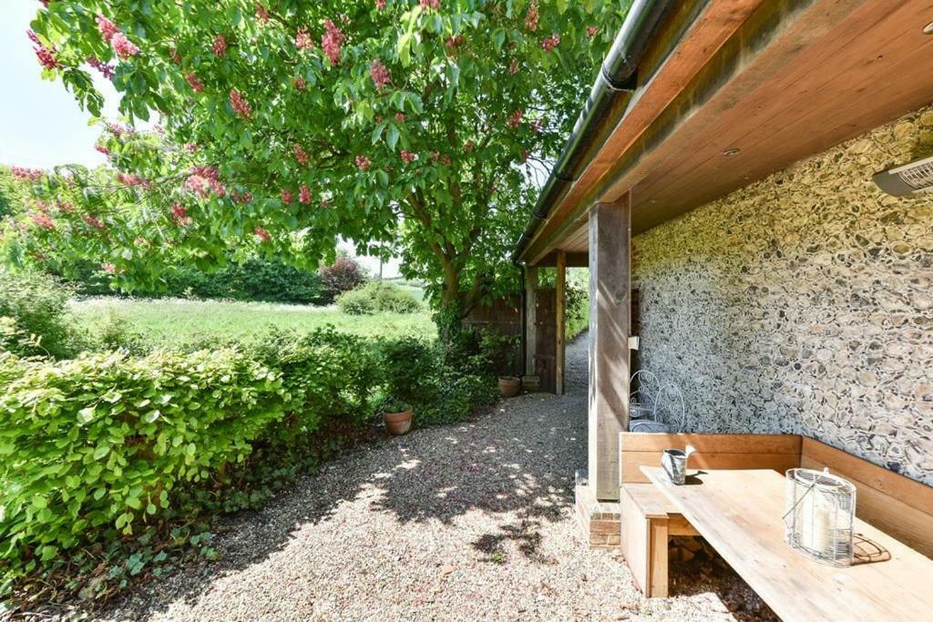 Shepherds Barn West Dean Exterior photo